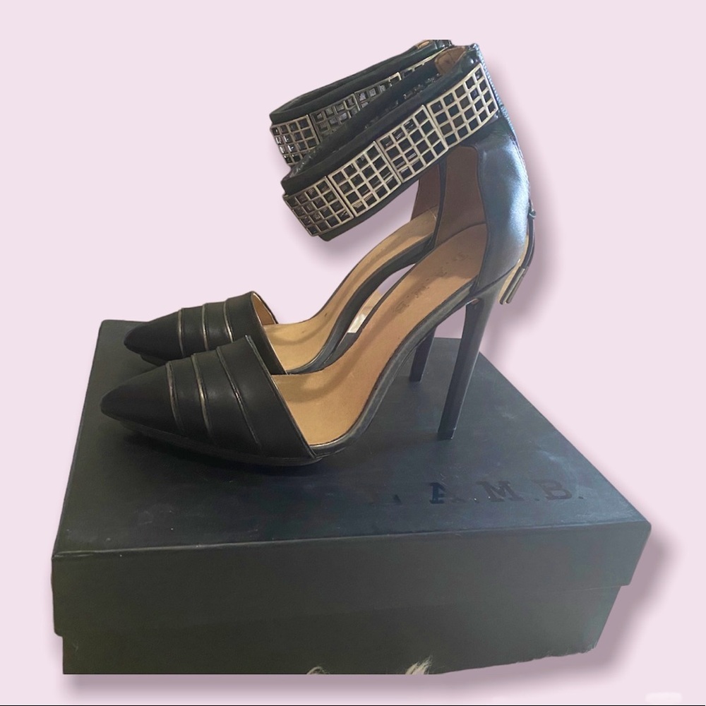 🍍 L.A.M.B Black L Nwot By Gwen Stefani D’orsay Ankle Strap heels size 7.5M 🍍